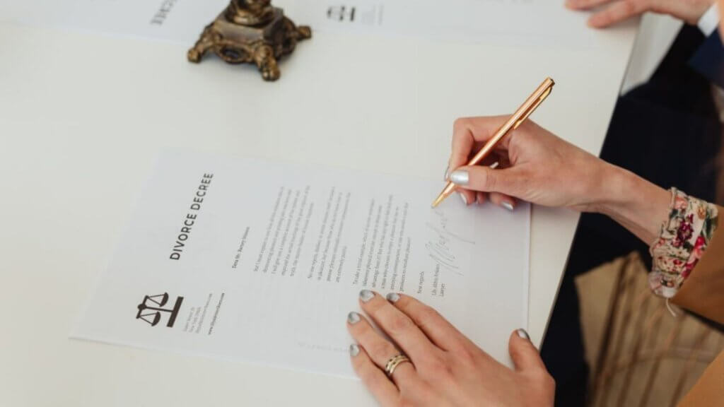 Alimony vs. Separate Maintenance 4 Types of Separate Maintenance