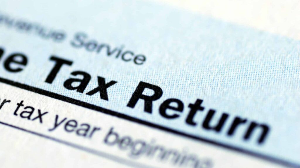 Can I Amend a Tax Return for 5 Years Ago? 1 Special Exceptions Amend a Tax Return for 5 Years Ago